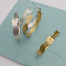 Load image into Gallery viewer, Hoop Earring Brass - FLOW