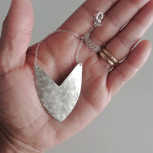 Load image into Gallery viewer, Necklace Silver - TULIP SHIELD