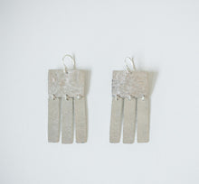 Load image into Gallery viewer, Earring Silver - LIGHT DANCERS MINI