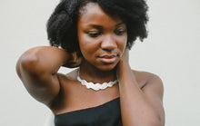 Load image into Gallery viewer, Necklace Brass - WAVE COLLAR