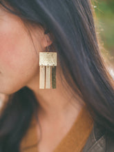 Load image into Gallery viewer, Earring Brass - LIGHT DANCERS MINI
