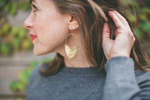 Earring Brass - TULIP SHIELD MINI