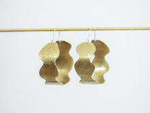 Load image into Gallery viewer, Hoop Earring Brass - WAVE
