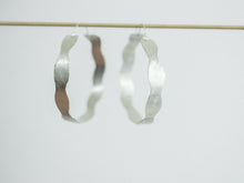 Load image into Gallery viewer, Hoop Earring Silver - FLOW
