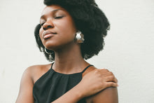 Load image into Gallery viewer, Hoop Earring Brass - WAVE
