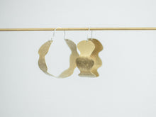 Load image into Gallery viewer, Hoop Earring Brass - WAVE
