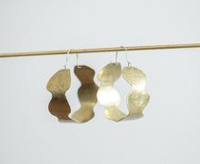 Load image into Gallery viewer, Hoop Earring Brass - WAVE
