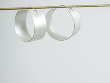 Load image into Gallery viewer, Hoop Earring Silver - EBB
